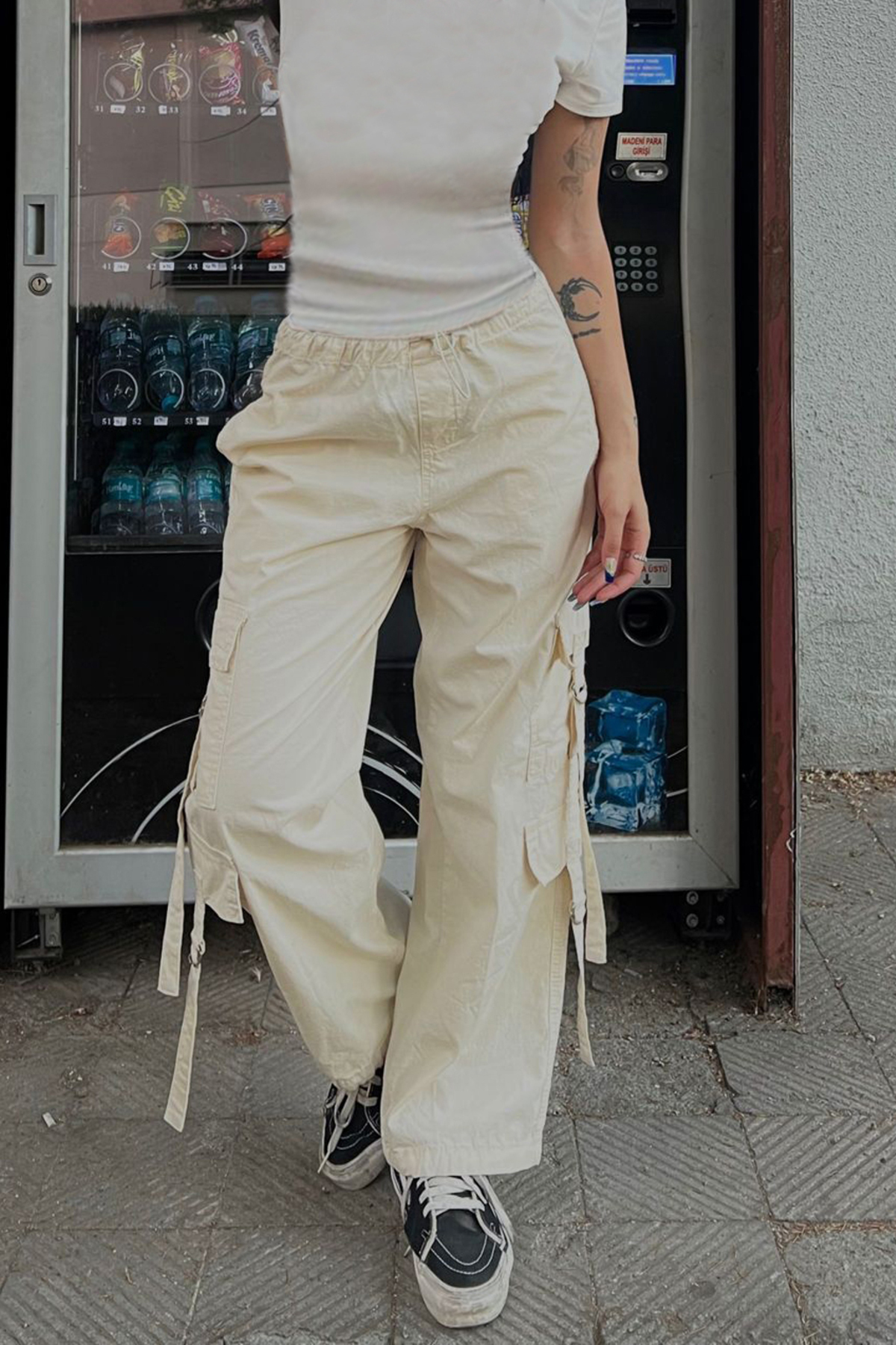Unisex Bej Yüksek Bel Cepli Cargo Pantolon Lastikli Bel Paça